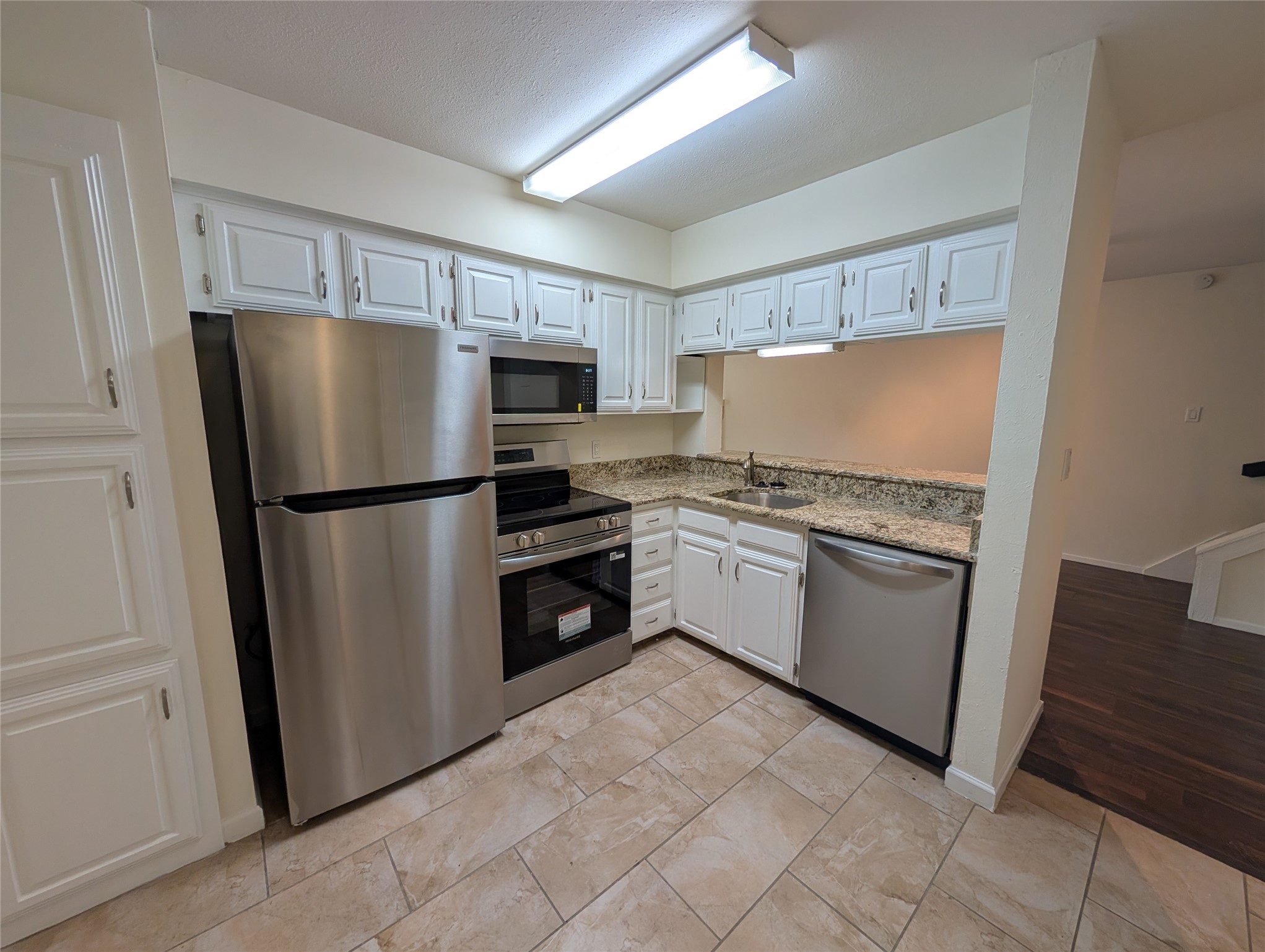 5200 Martel Avenue Dallas TX 75206