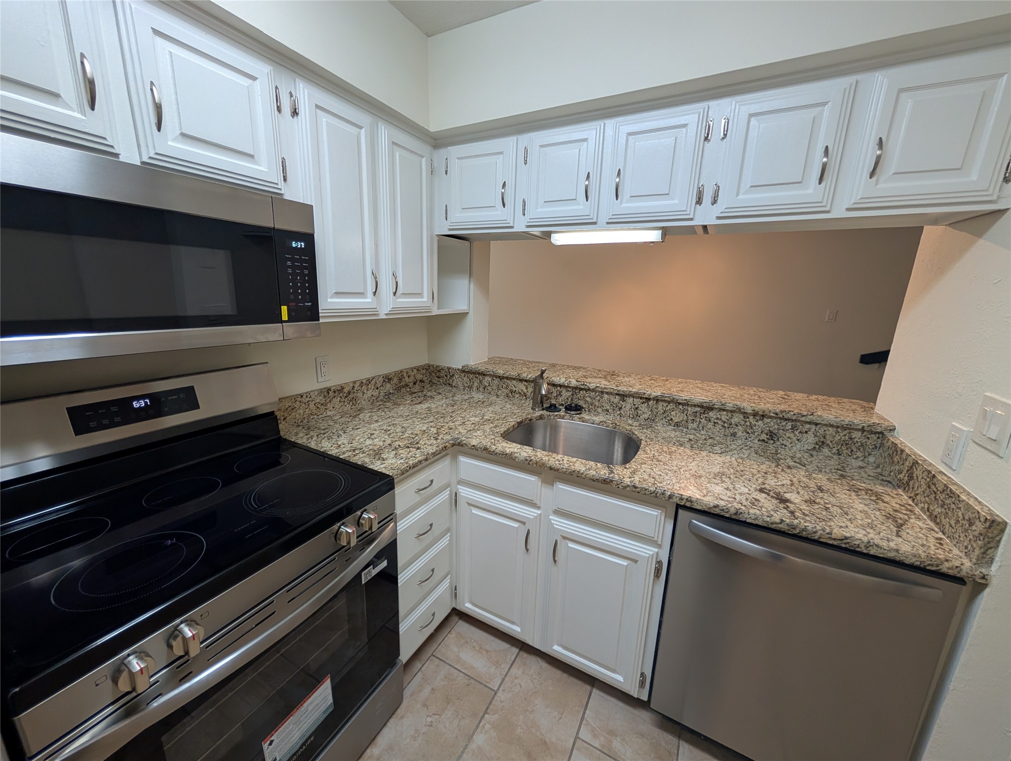 5200 Martel Avenue Dallas TX 75206