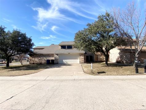 1818 Twin Court Place Garland TX 75044