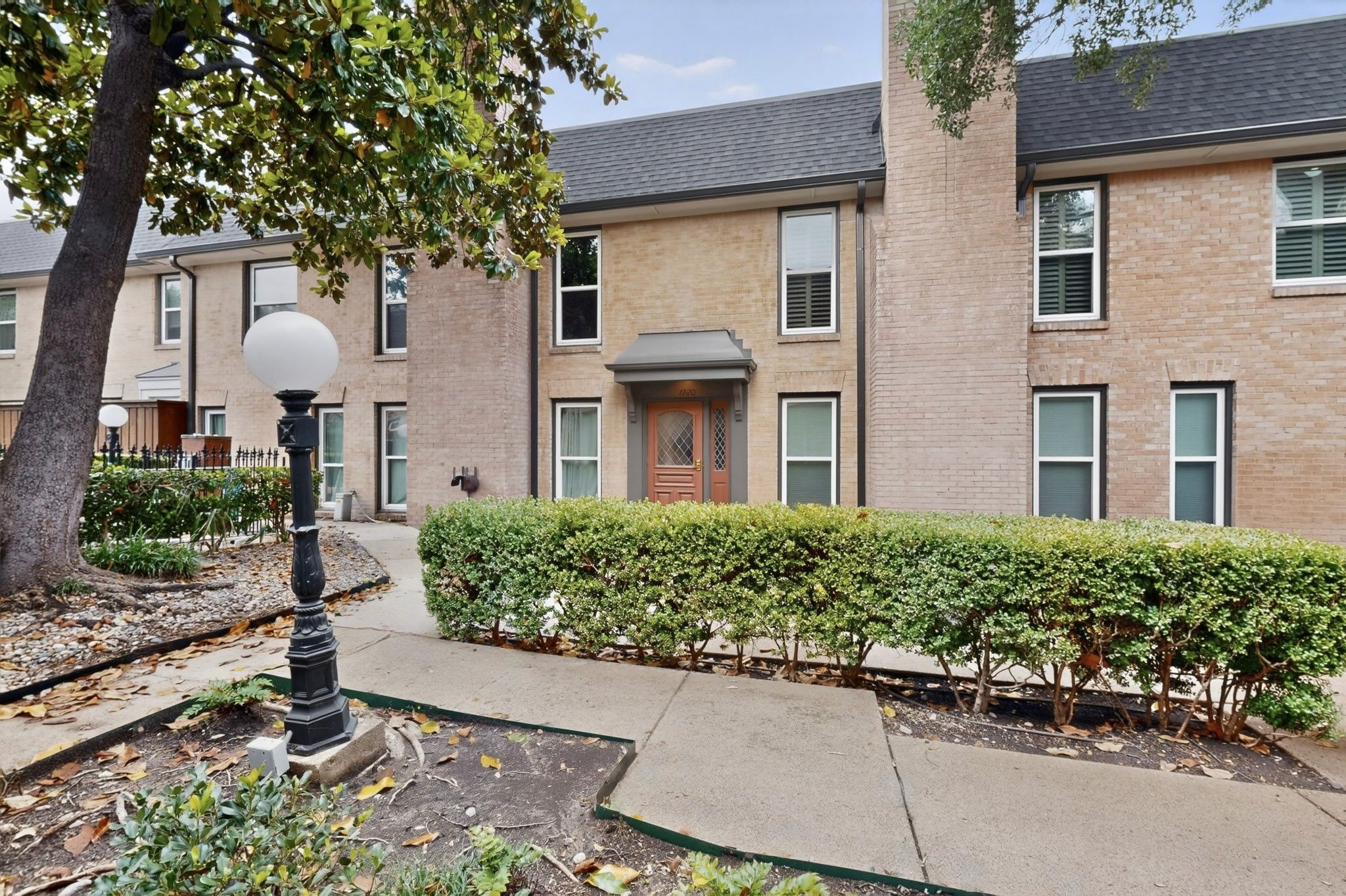 7820 Meadow Park Drive Dallas TX 75230