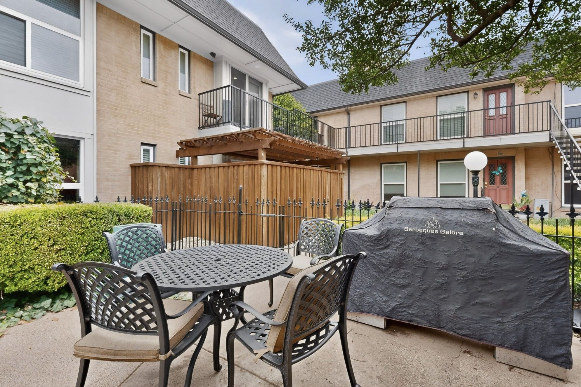 7820 Meadow Park Drive Dallas TX 75230