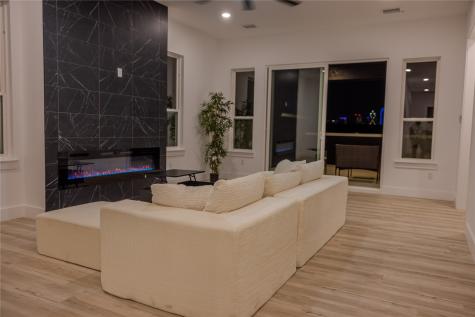 2802 Guymon Street Dallas TX 75212