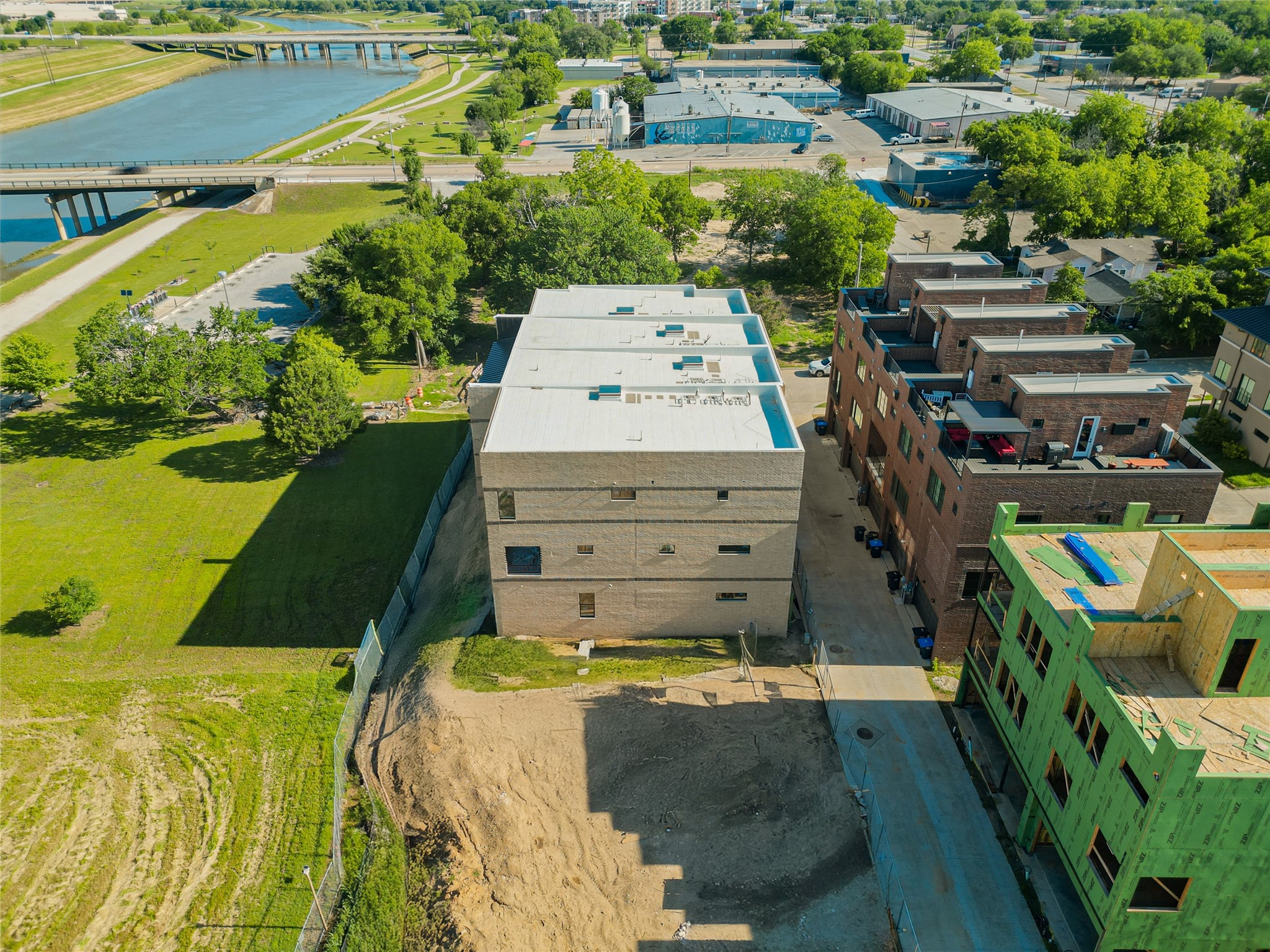 412 Vista Buena Trail Fort Worth TX 76111