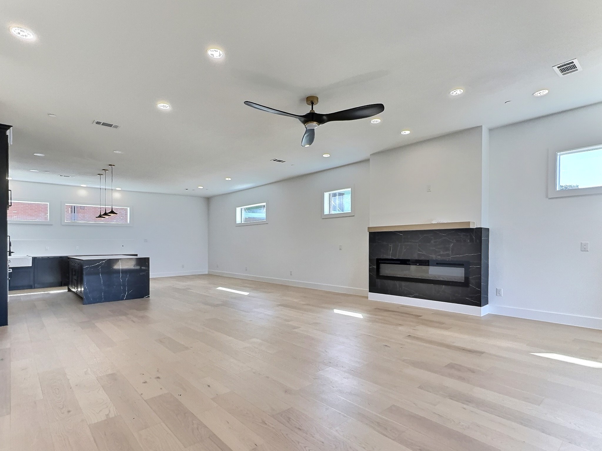 412 Vista Buena Trail Fort Worth TX 76111