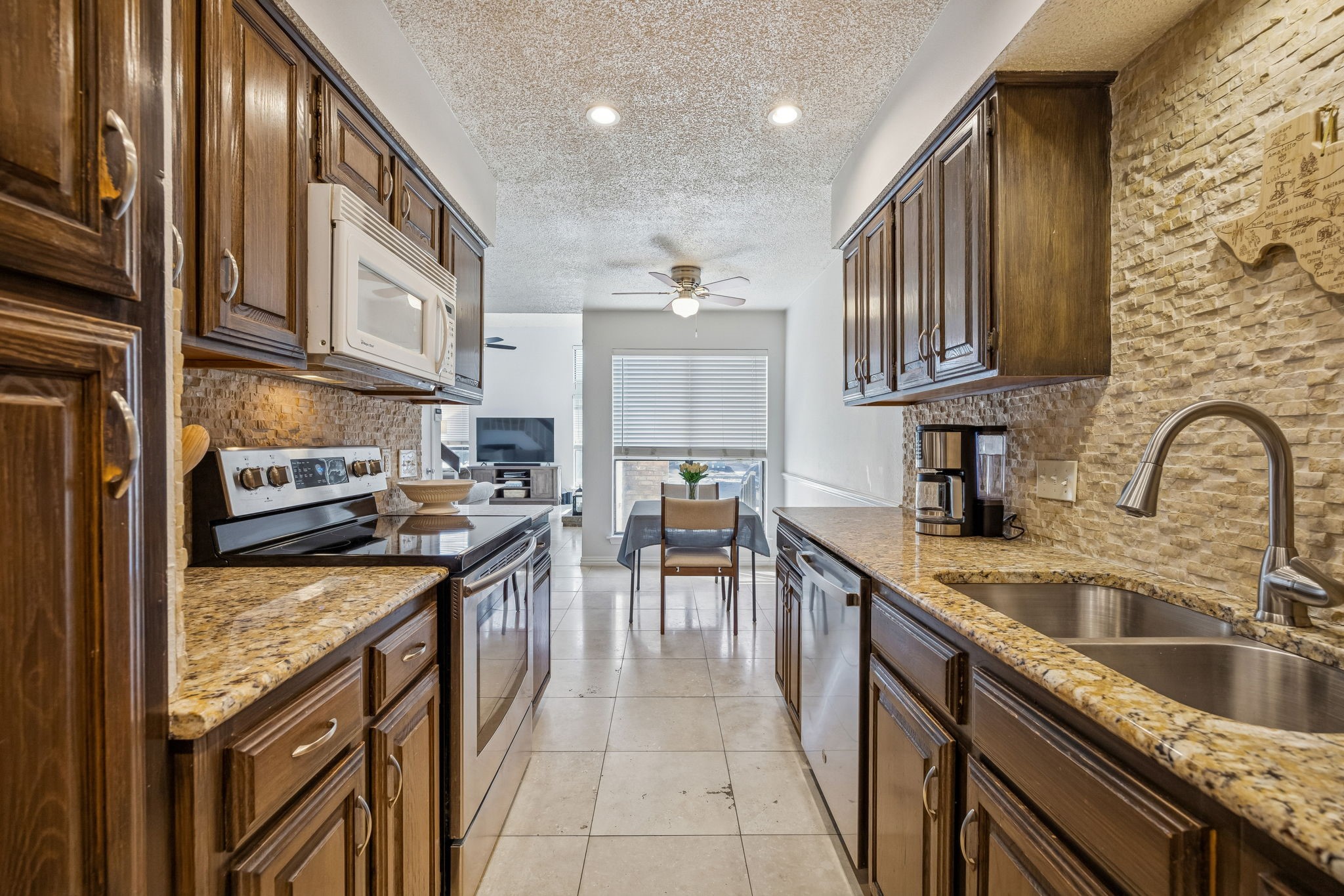 2204 W Park Boulevard Plano TX 75075