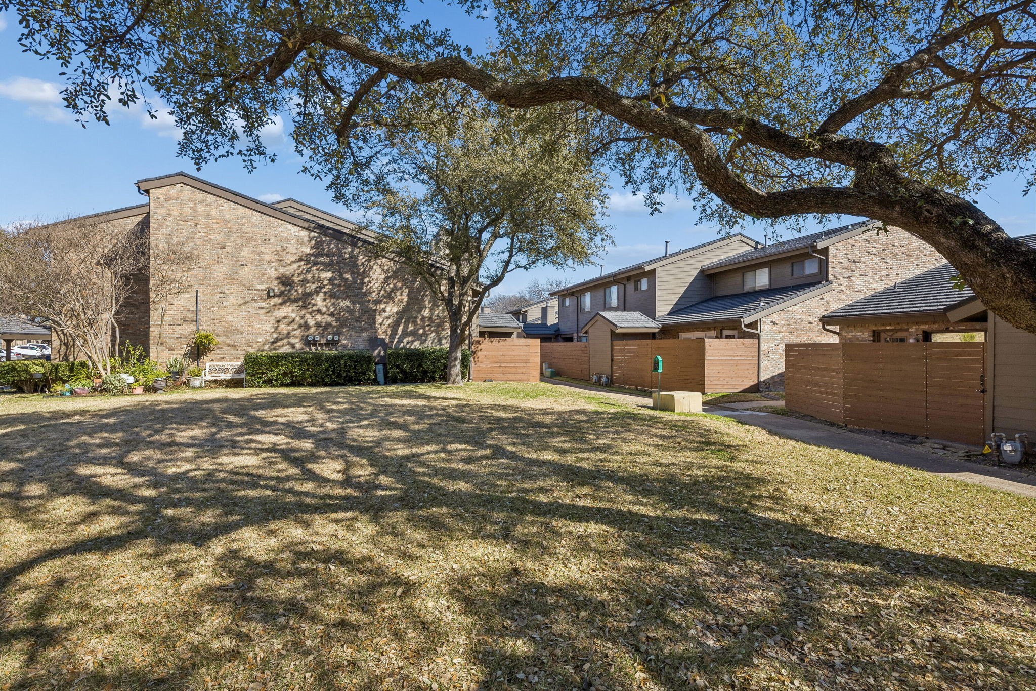 2204 W Park Boulevard Plano TX 75075
