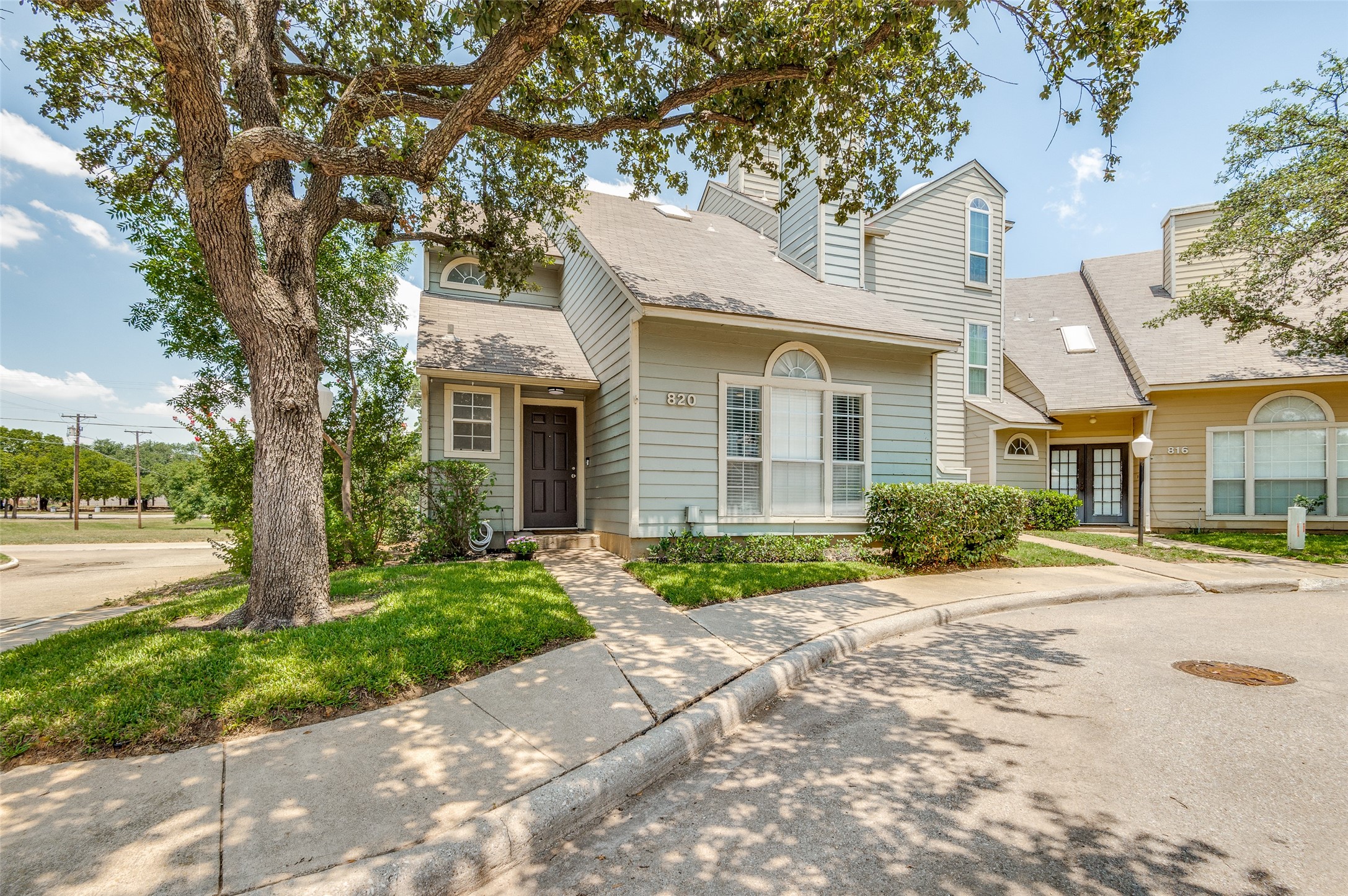 820 Ventura Park Irving TX 75061