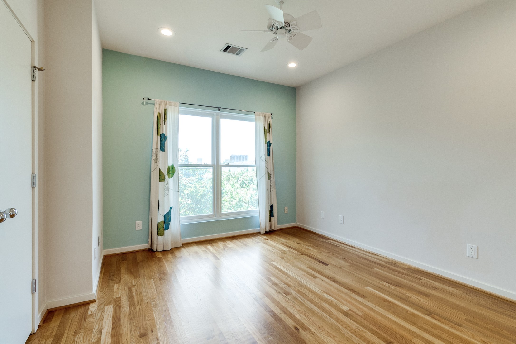 4100 Travis Street Dallas TX 75204
