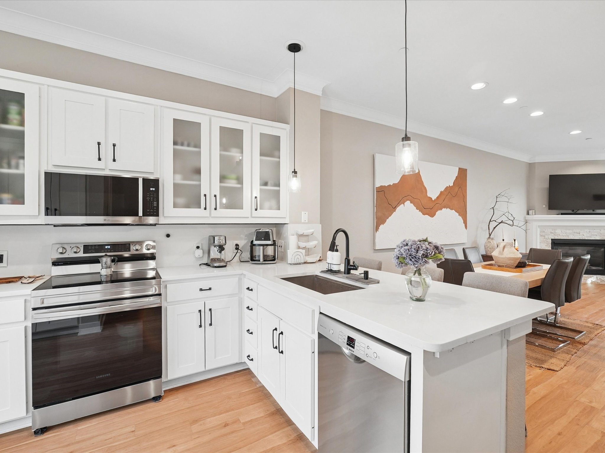 3222 Wycliff Avenue Dallas TX 75219