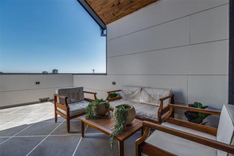 708 W Tenth Street Dallas TX 75208