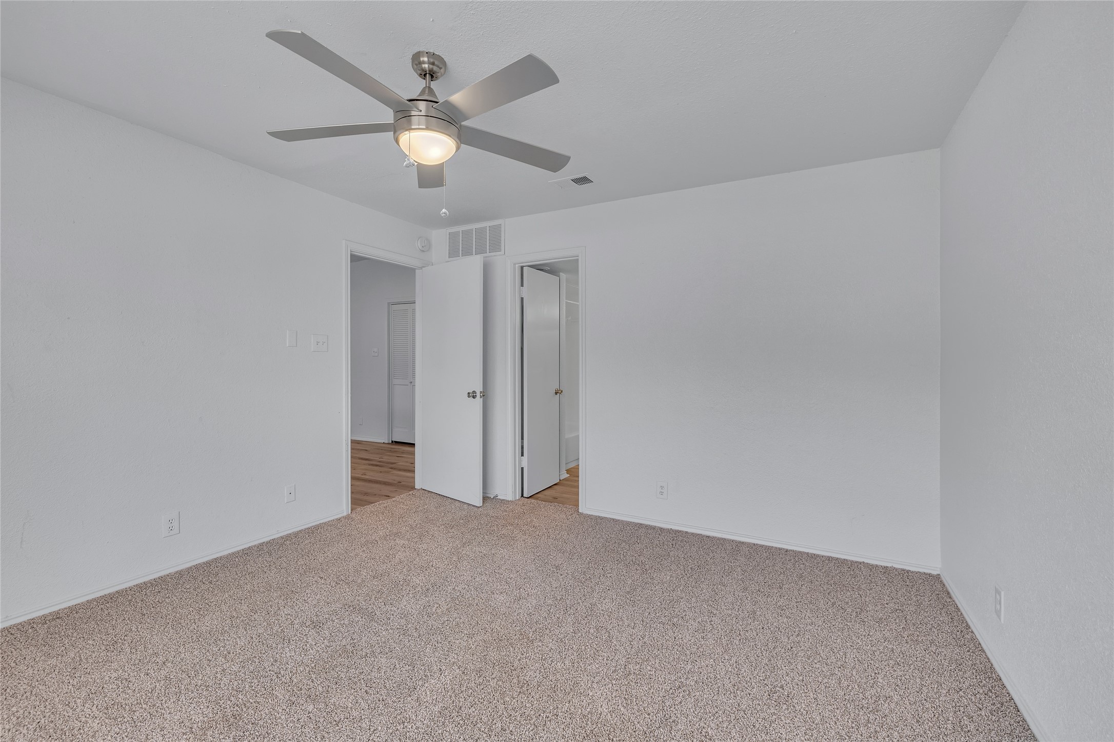 6040 Stoneybrook Drive Fort Worth TX 76112