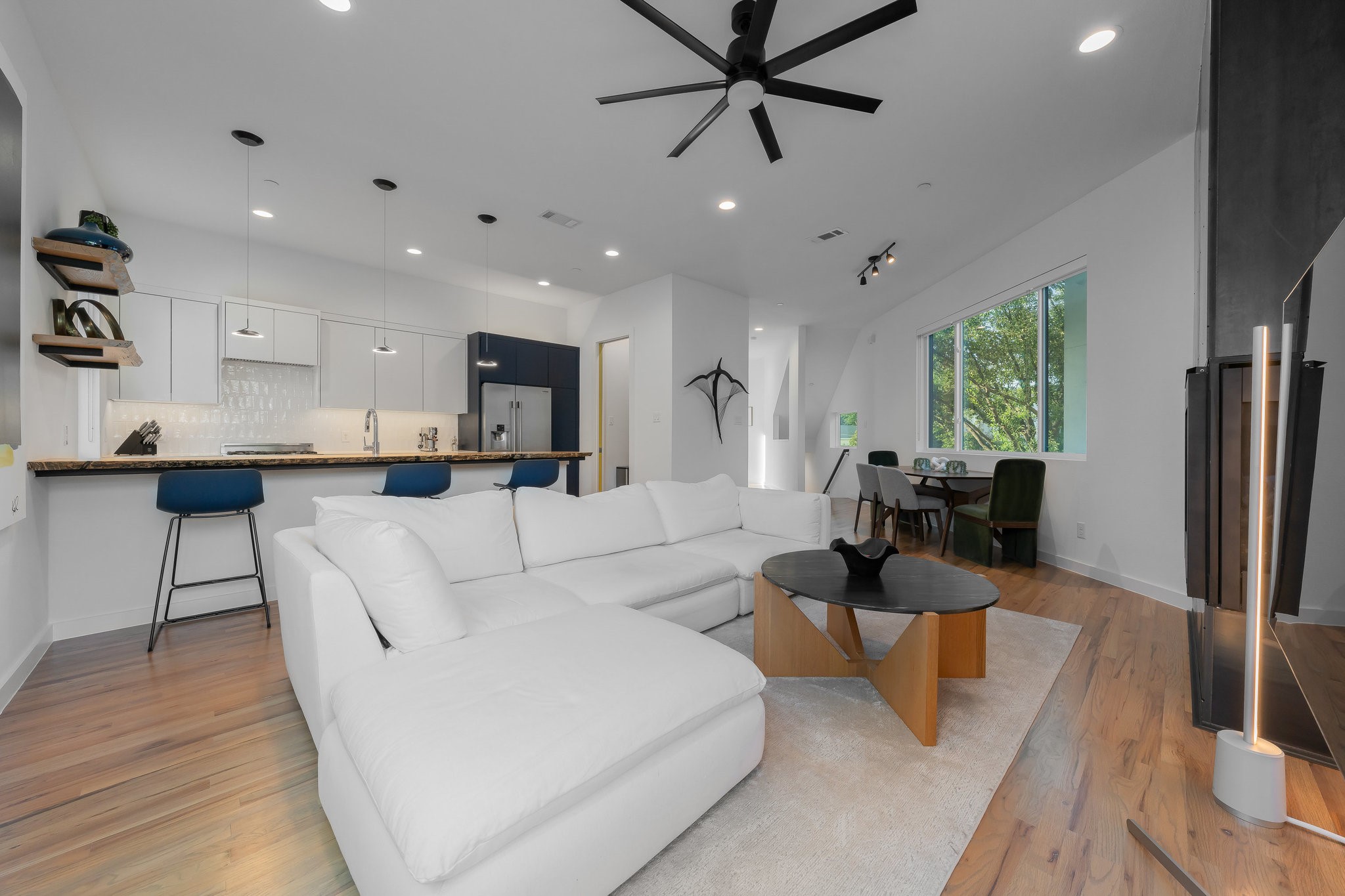 4608 Coles Manor Place Dallas TX 75204