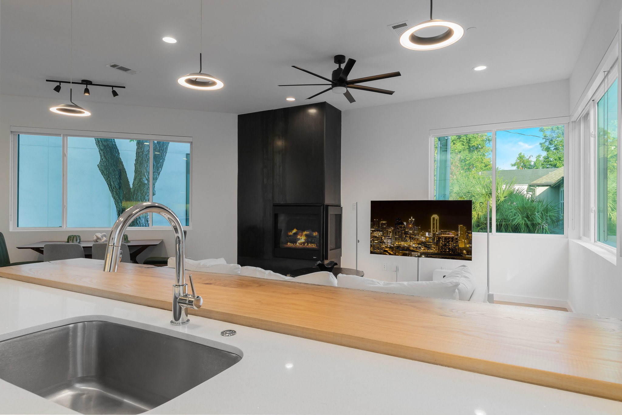 4608 Coles Manor Place Dallas TX 75204