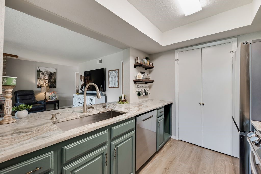 813 Signal Ridge Place Rockwall TX 75032