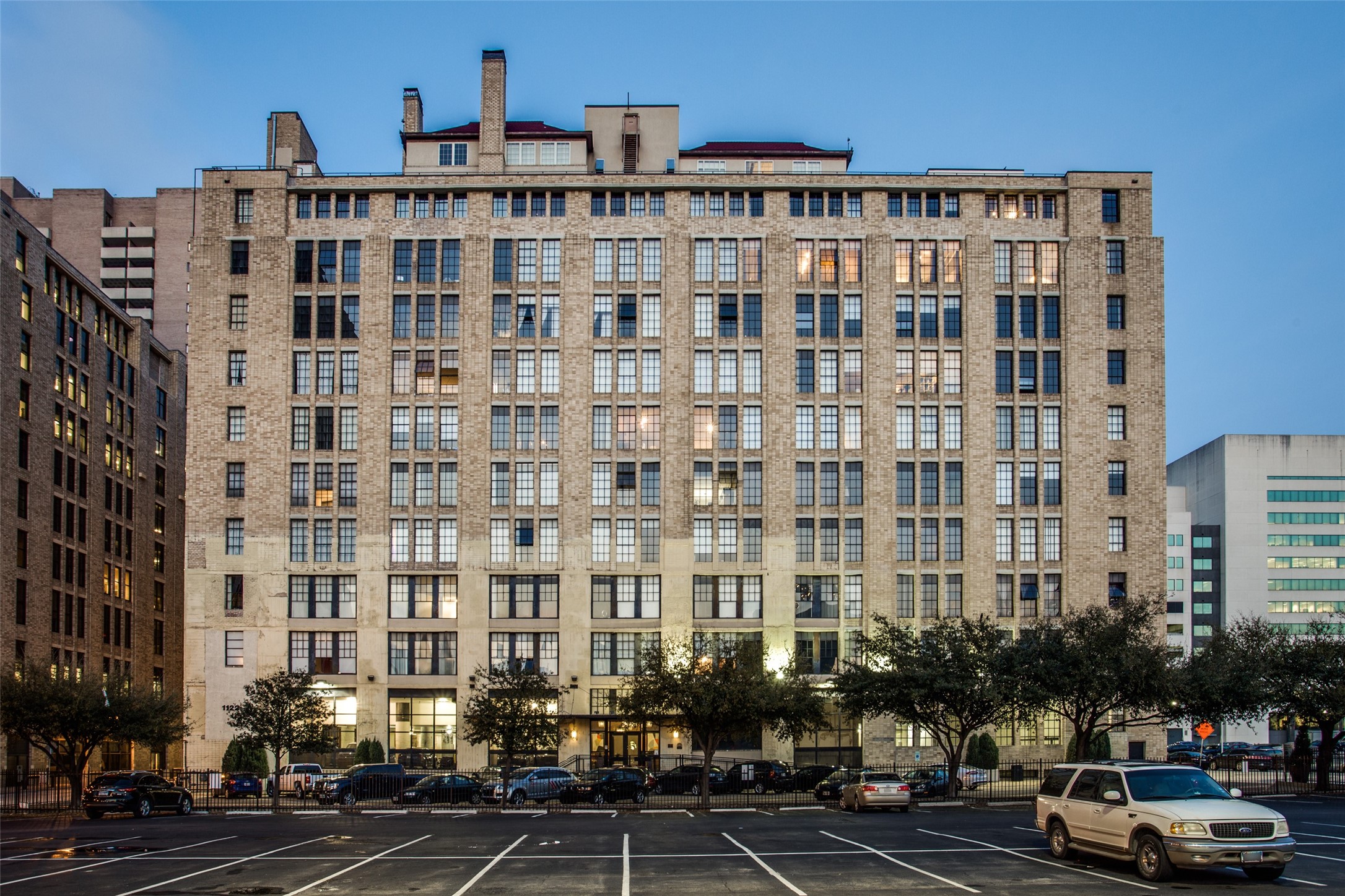 1122 Jackson Street Dallas TX 75202