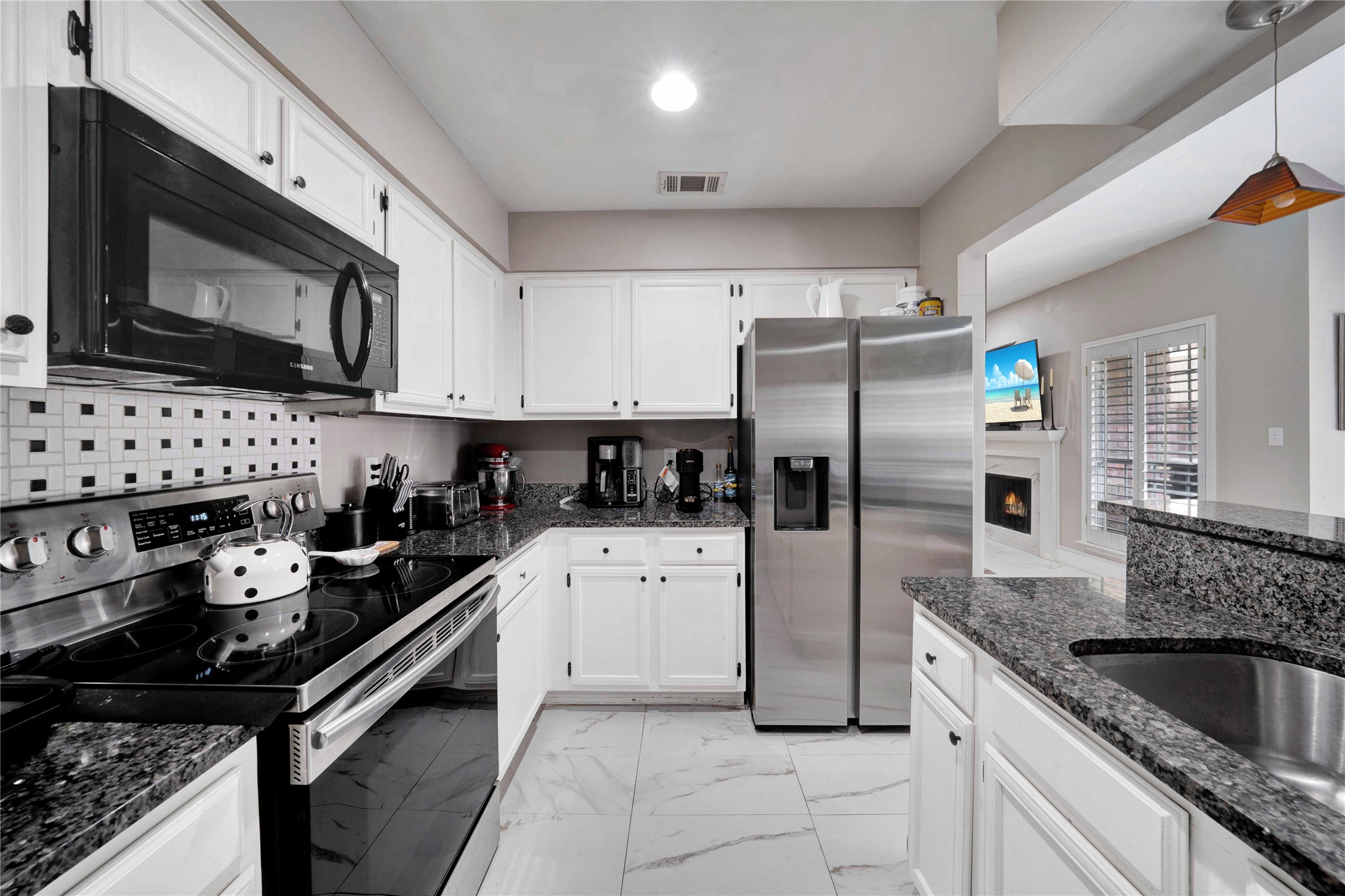 8518 Coppertowne Lane Dallas TX 75243