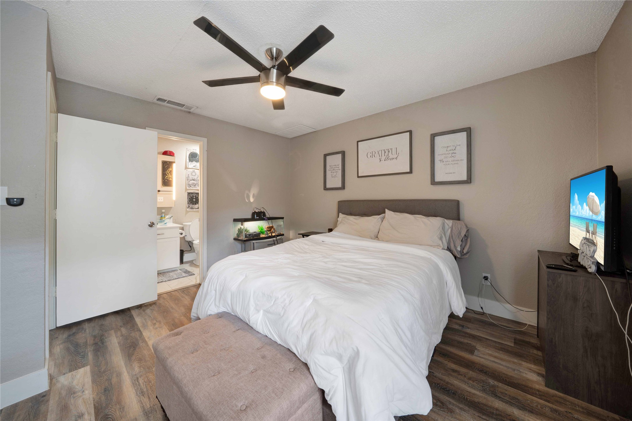 8518 Coppertowne Lane Dallas TX 75243