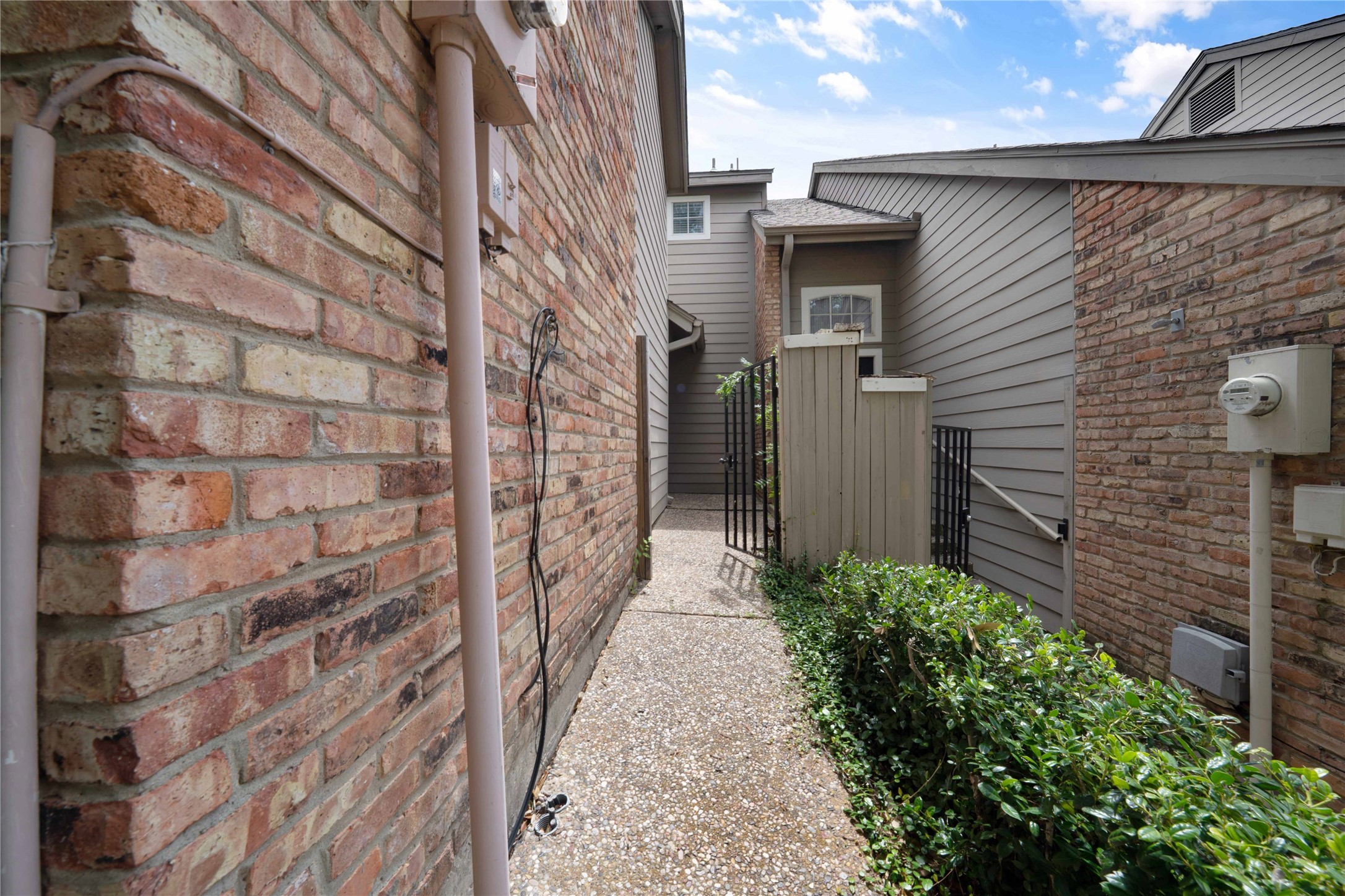 8518 Coppertowne Lane Dallas TX 75243