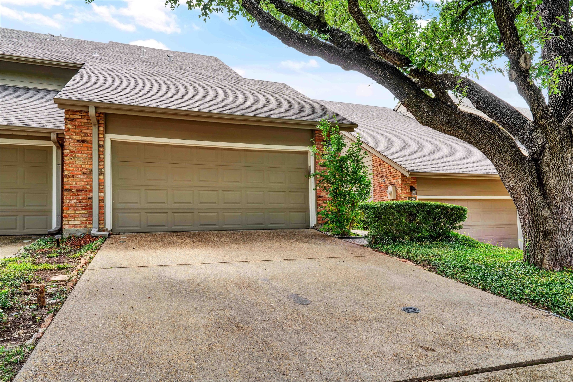 8518 Coppertowne Lane Dallas TX 75243