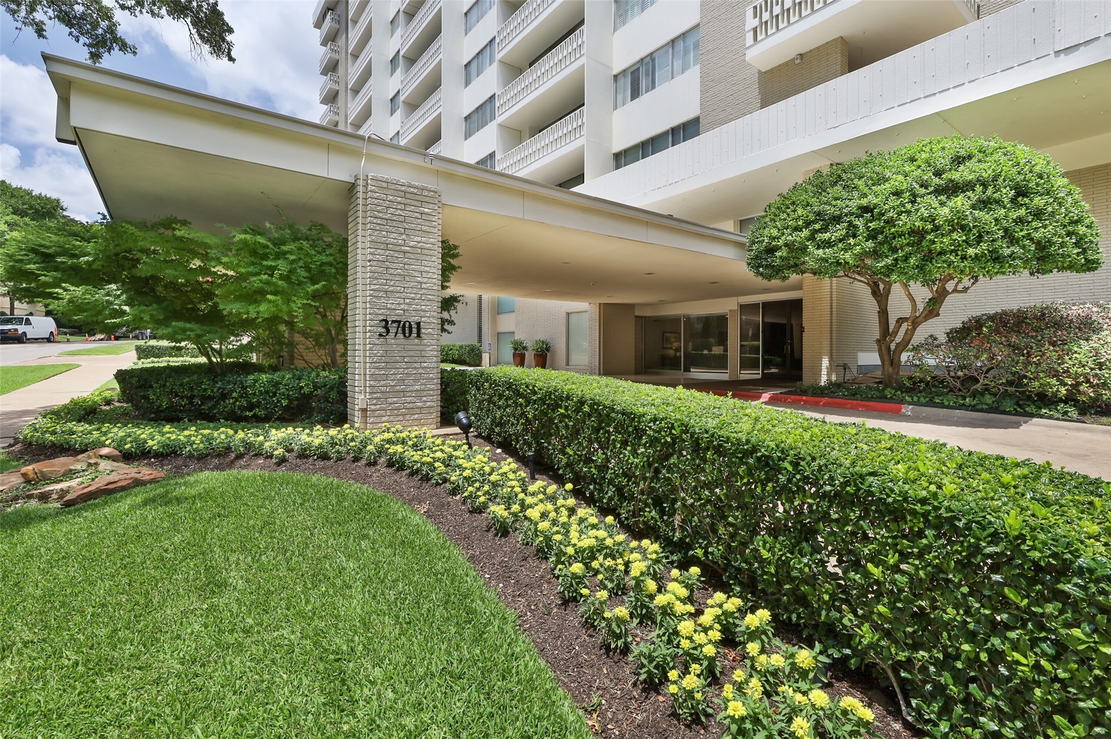 3701 Turtle Creek Boulevard Dallas TX 75219