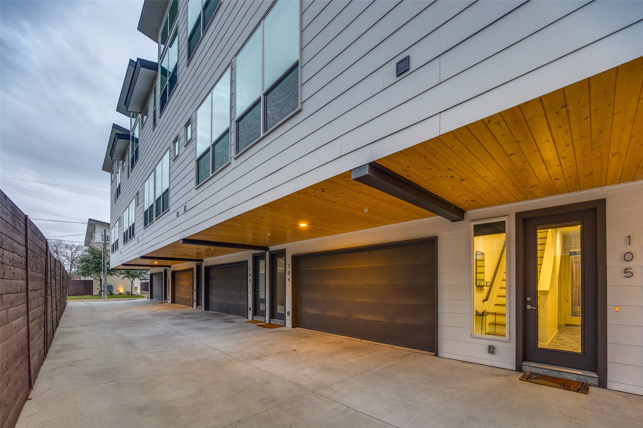 5915 Lindell Avenue Dallas TX 75206