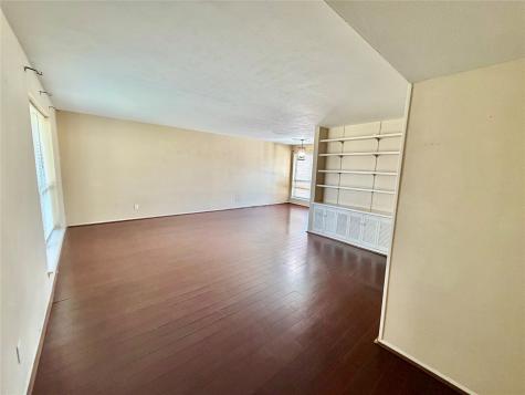4933 Skillman Street Dallas TX 75206