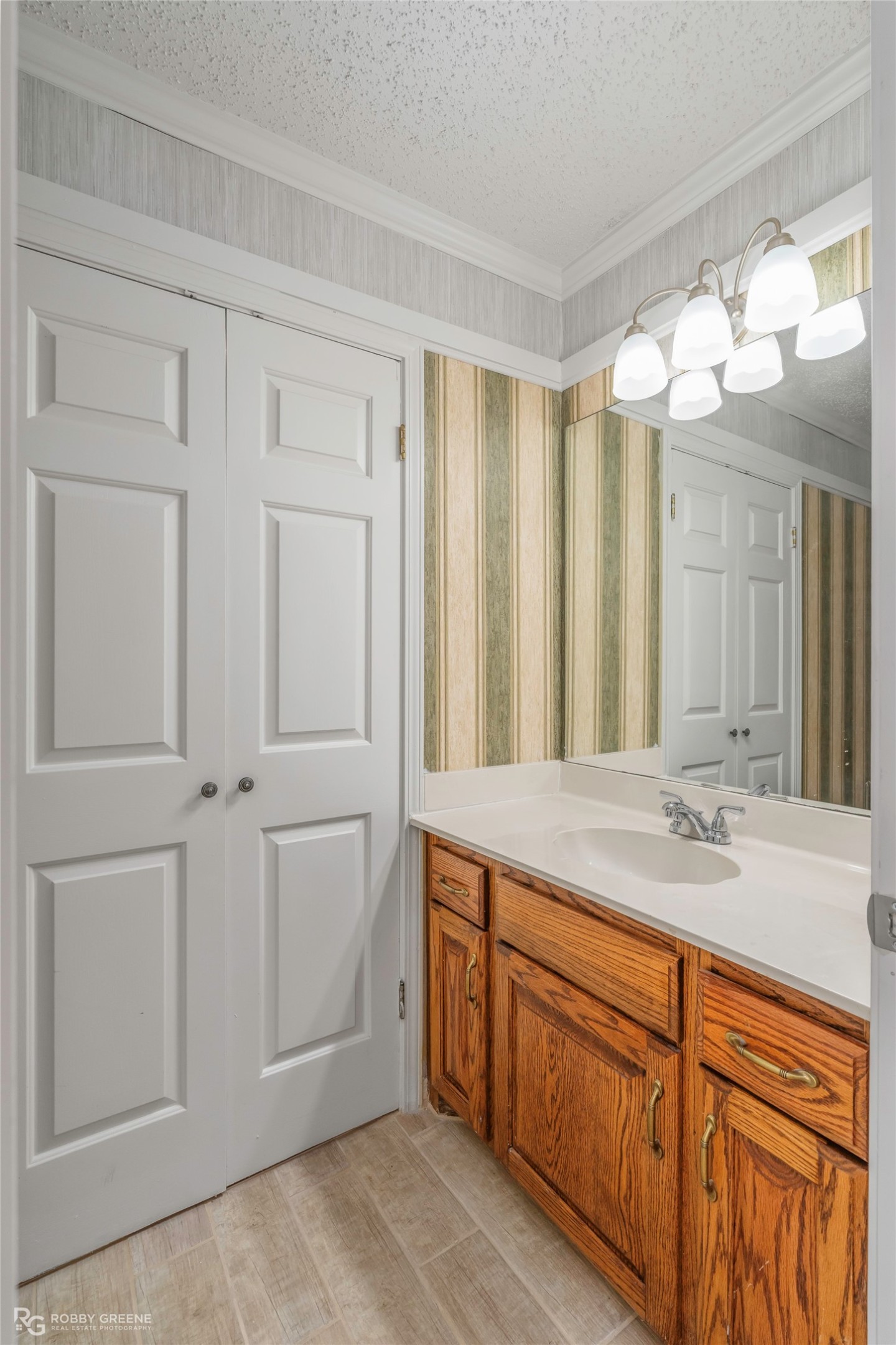 106 Fountain View Shreveport LA 71118