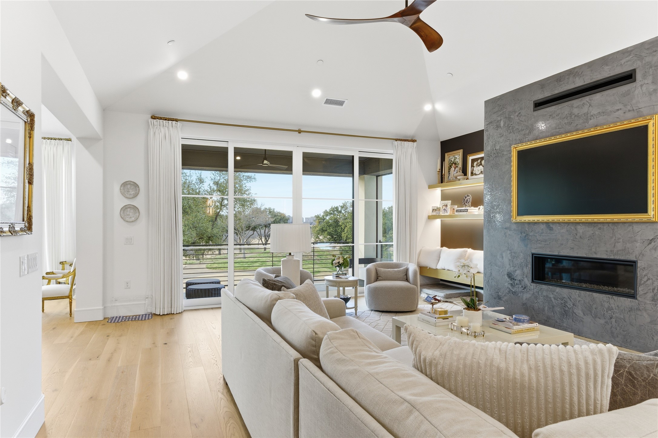 320 O'connor Ridge Boulevard Irving TX 75038