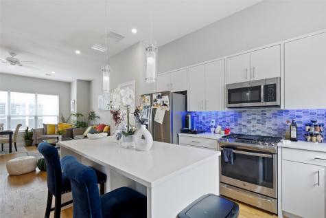 1961 N Fitzhugh Avenue Dallas TX 75204