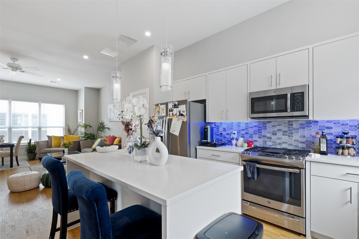 1961 N Fitzhugh Avenue Dallas TX 75204