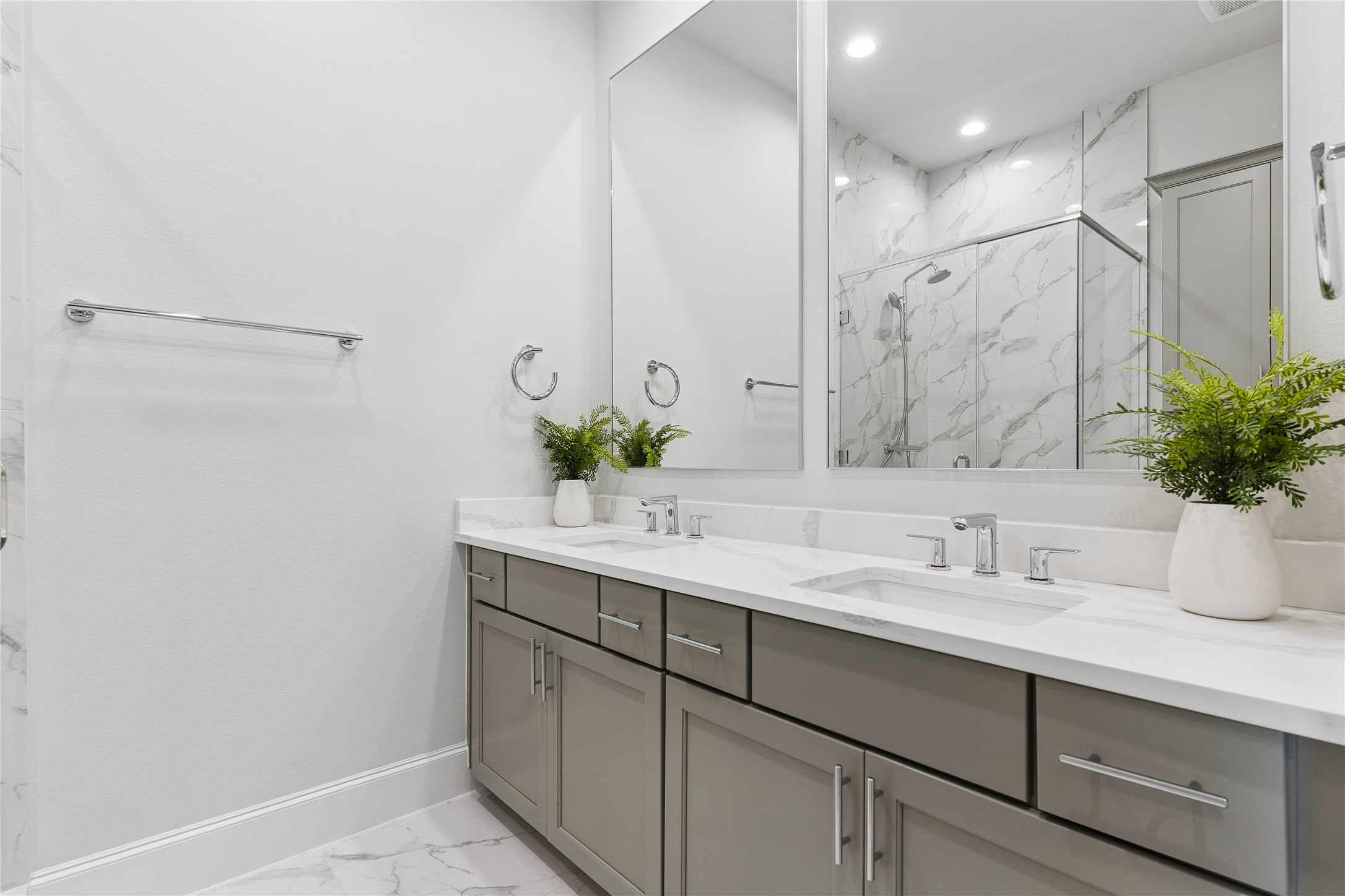 4617 Greenborough Lane Dallas TX 75219