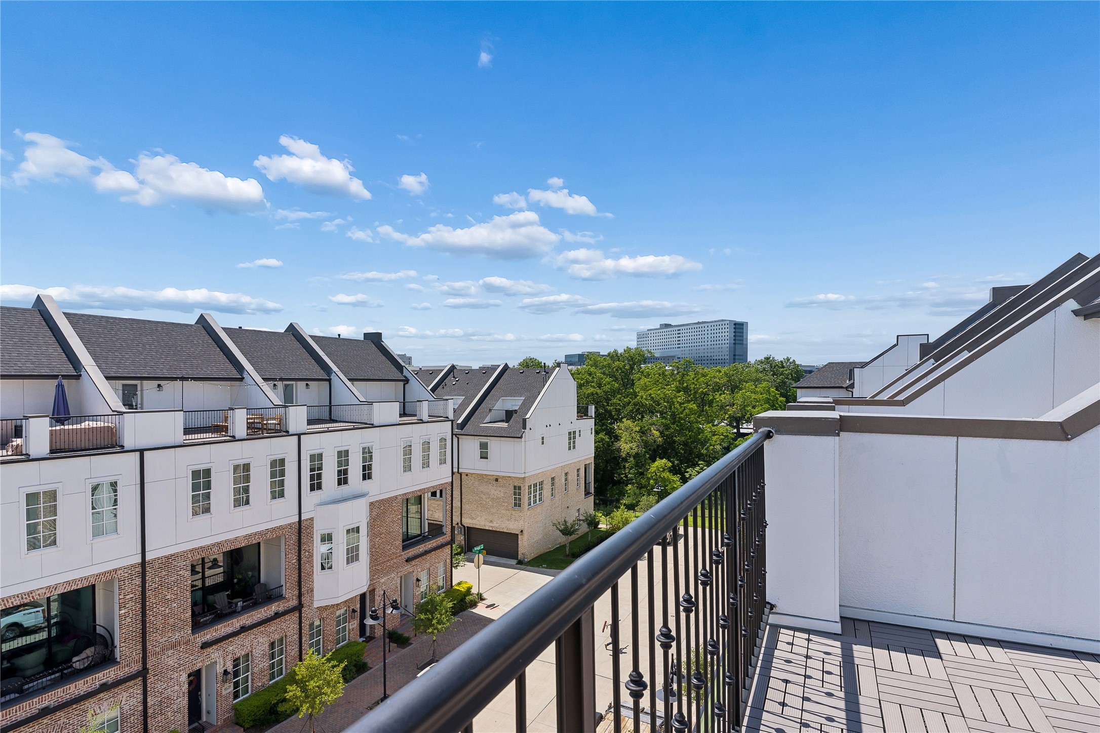 4617 Greenborough Lane Dallas TX 75219