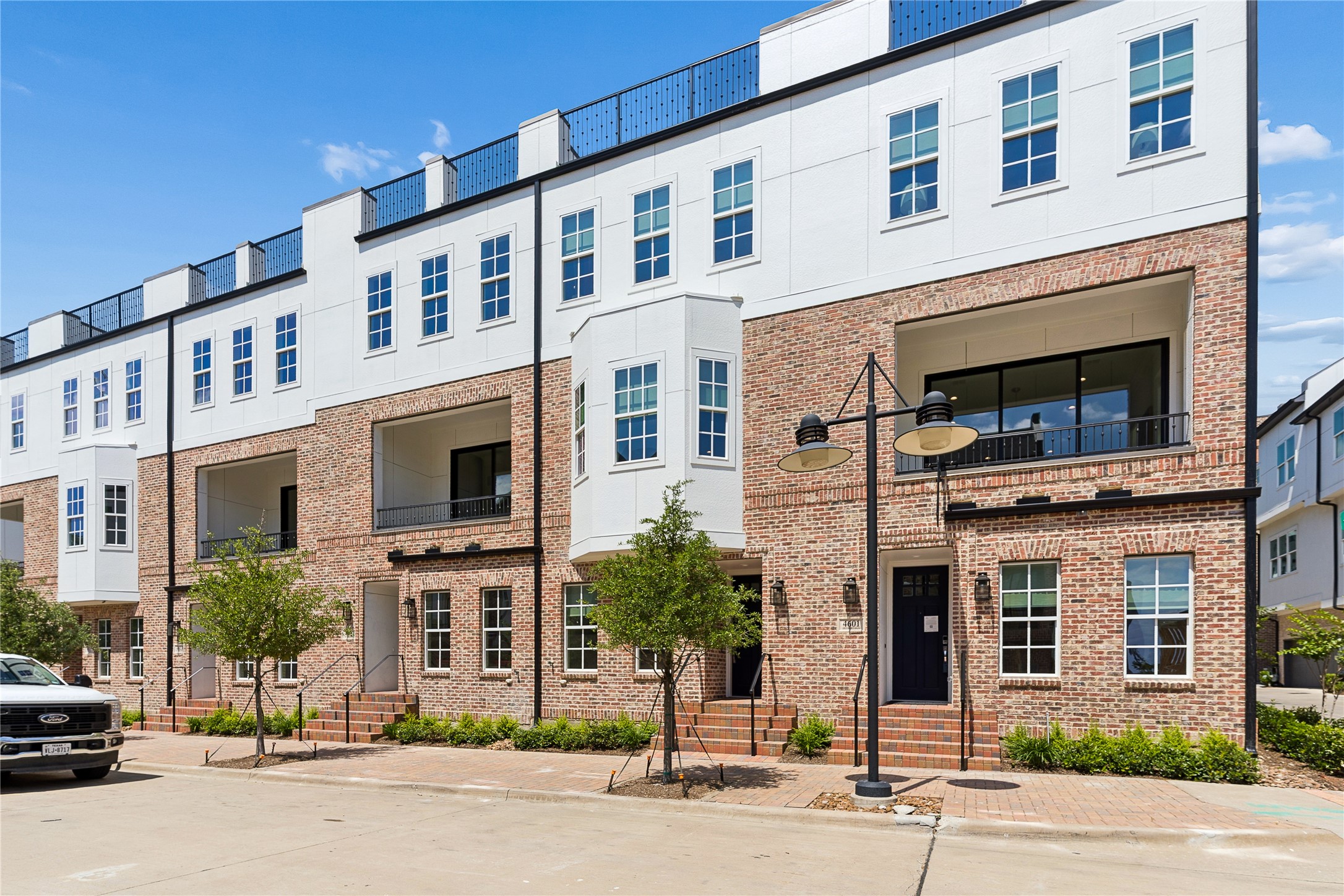 4617 Greenborough Lane Dallas TX 75219