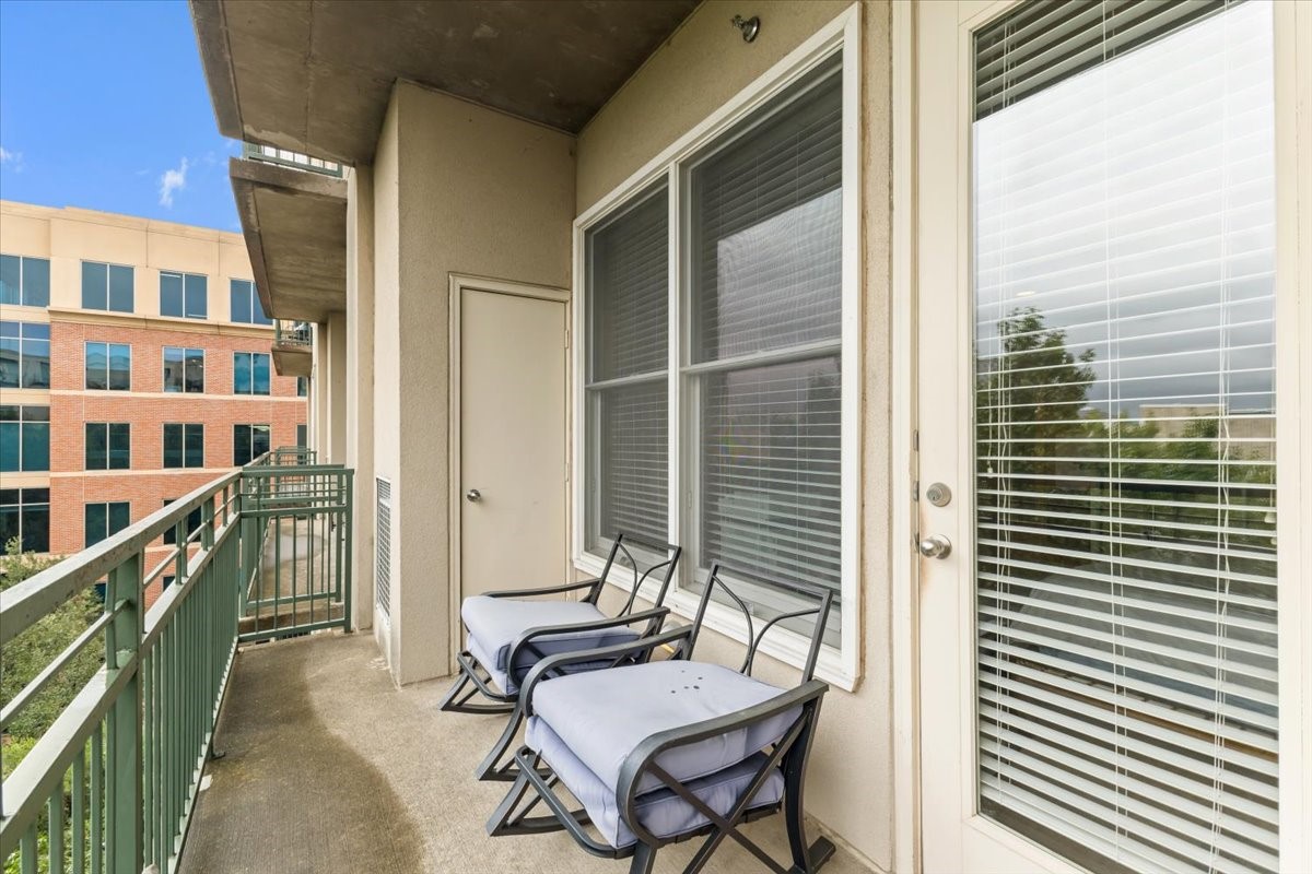 5055 Addison Circle Addison TX 75001