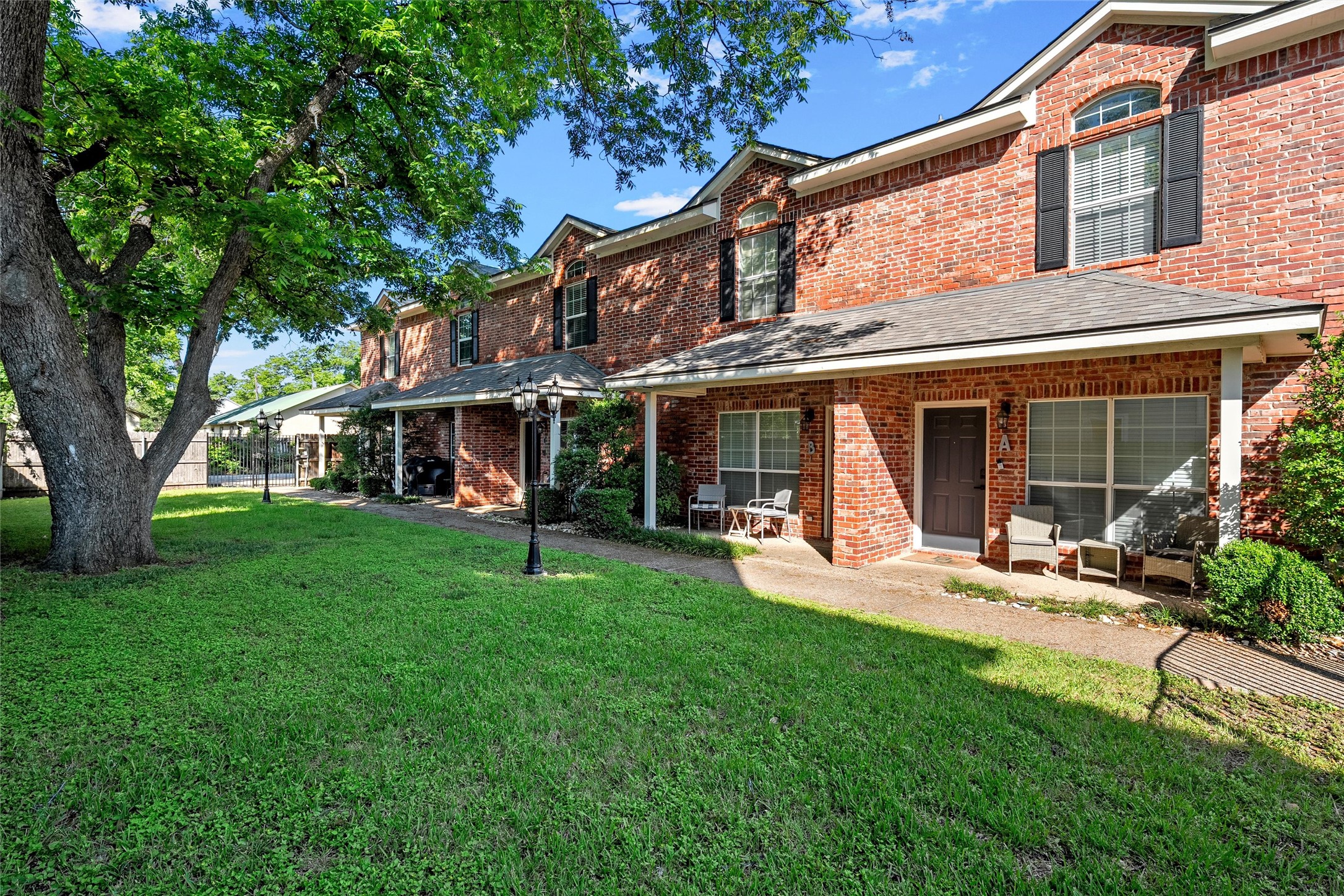1809 S 11th Street Waco TX 76706