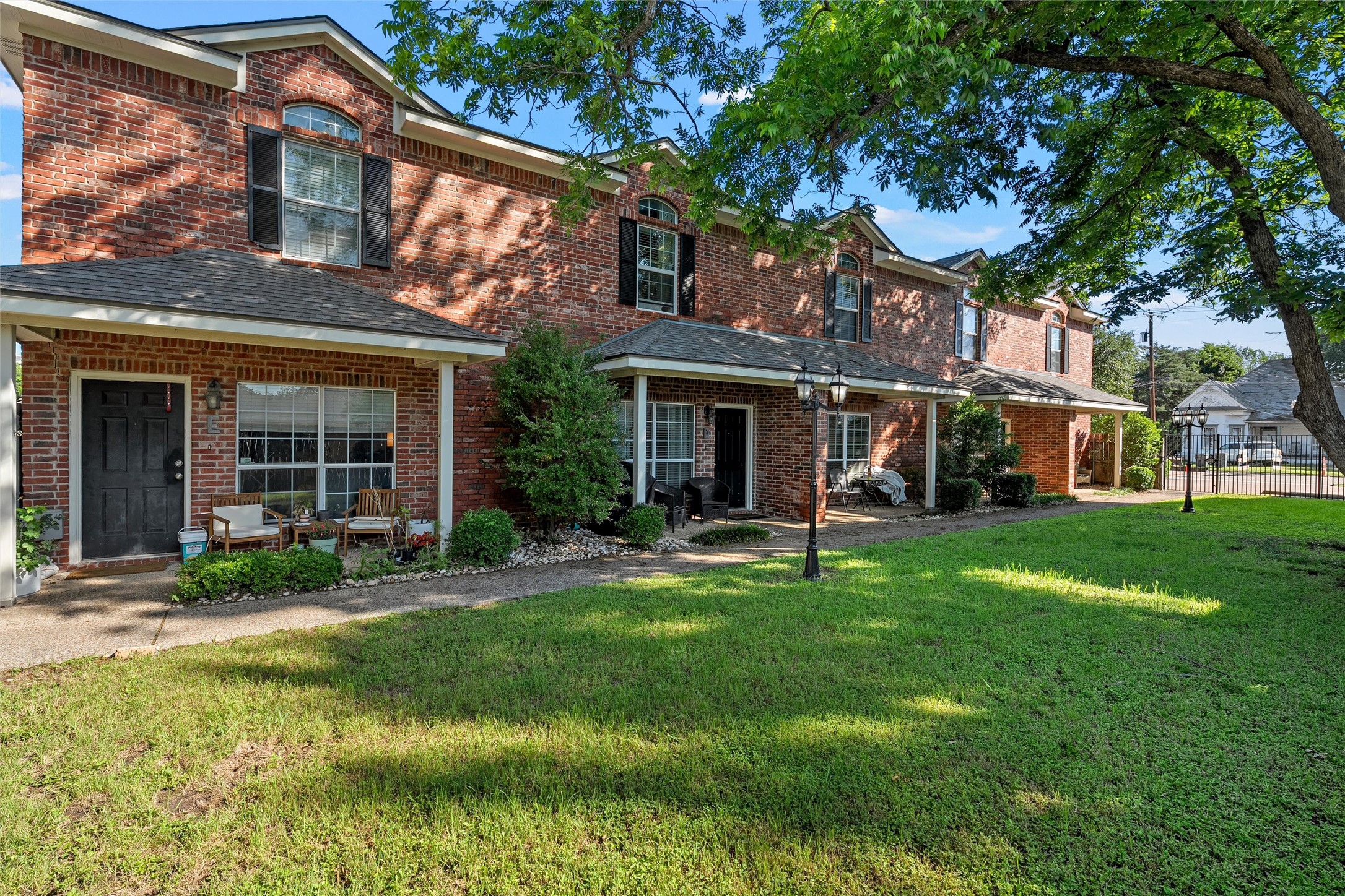 1809 S 11th Street Waco TX 76706