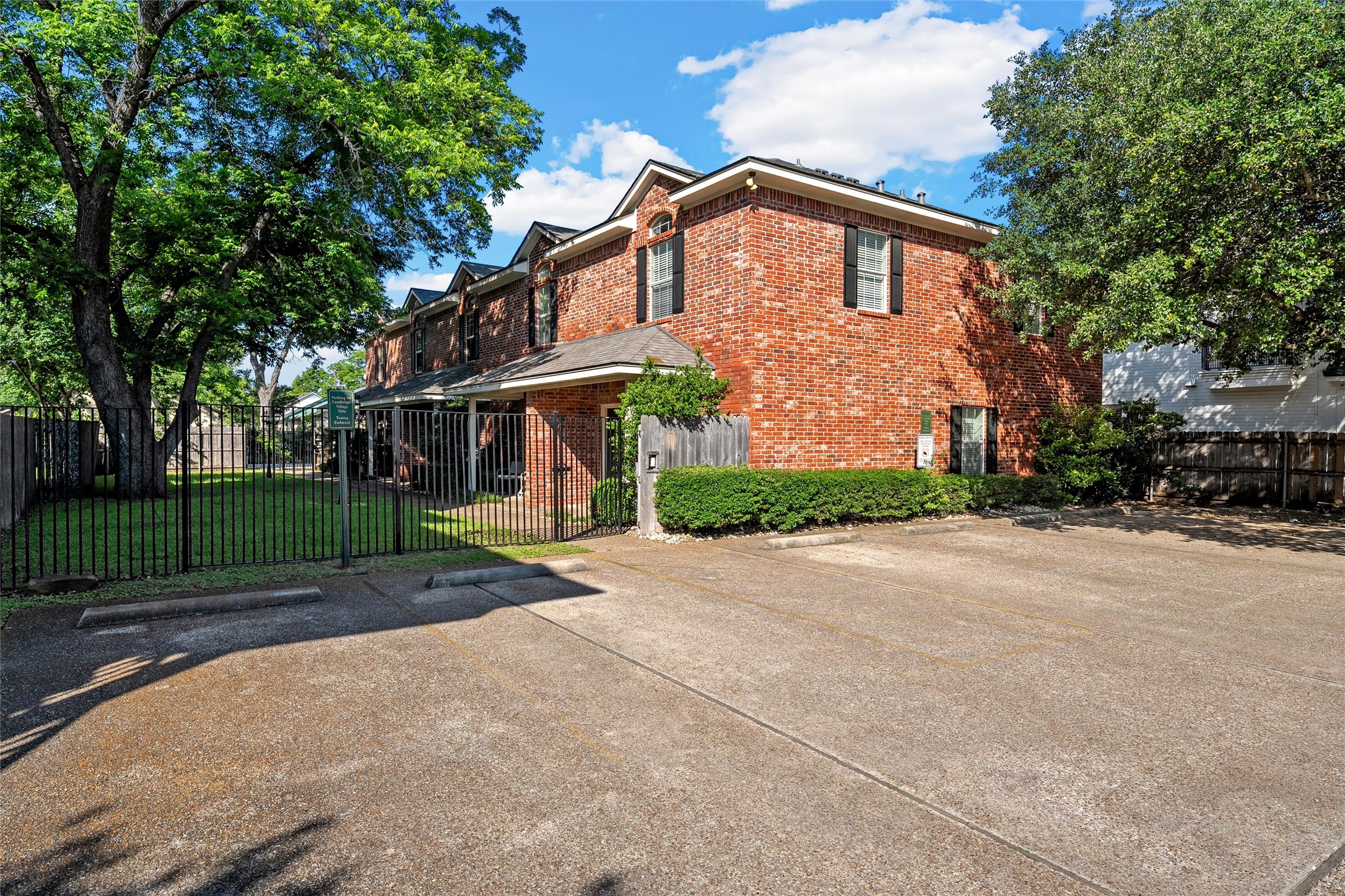 1809 S 11th Street Waco TX 76706