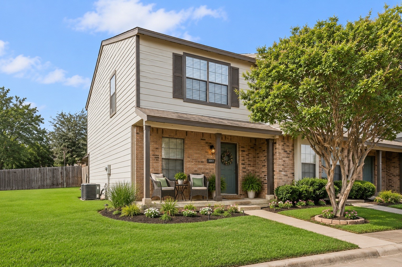 700 W Collins Street Denton TX 76201
