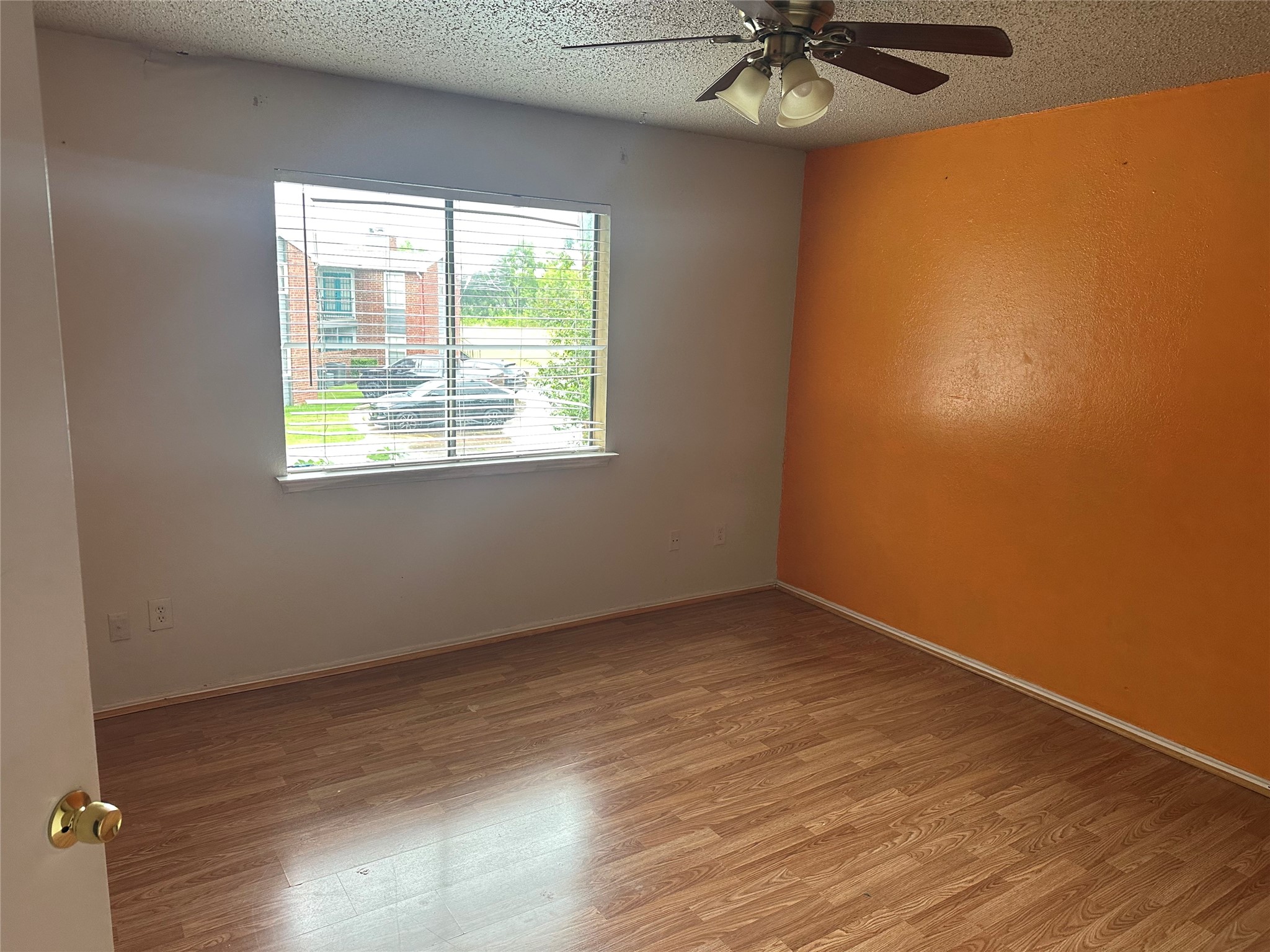 312 Victoria Grand Prairie TX 75052