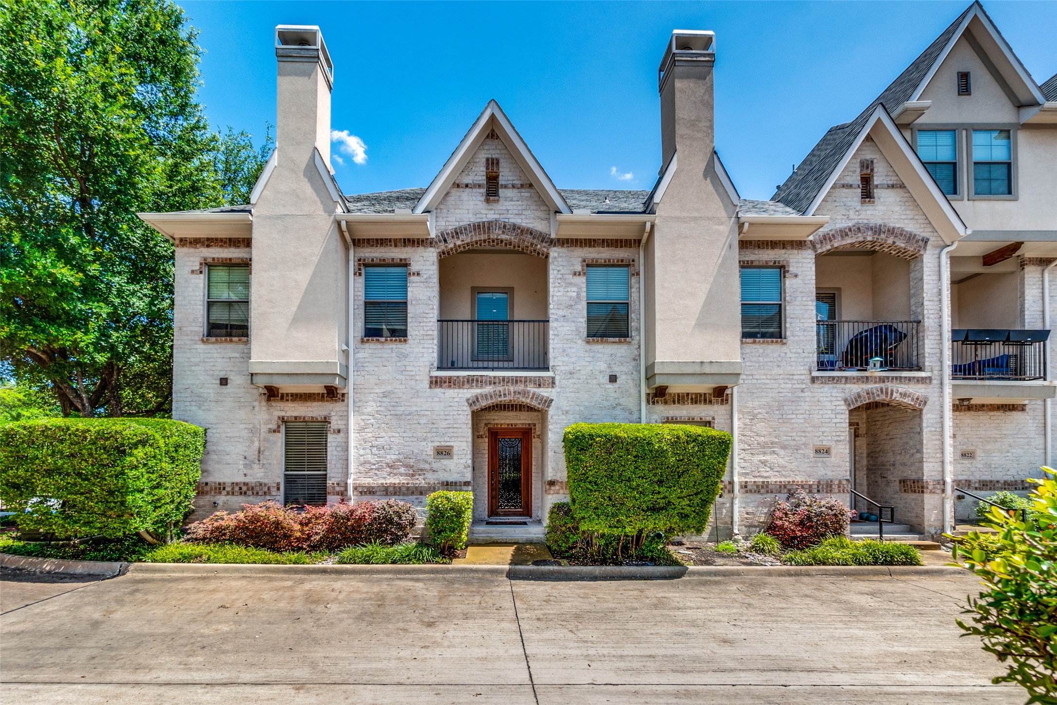 8826 Tudor Place Dallas TX 75228
