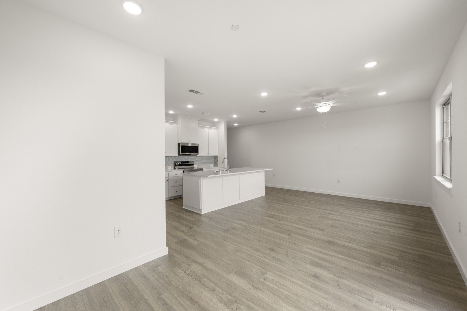 4611 Hawks Trail Oak Point TX 75068
