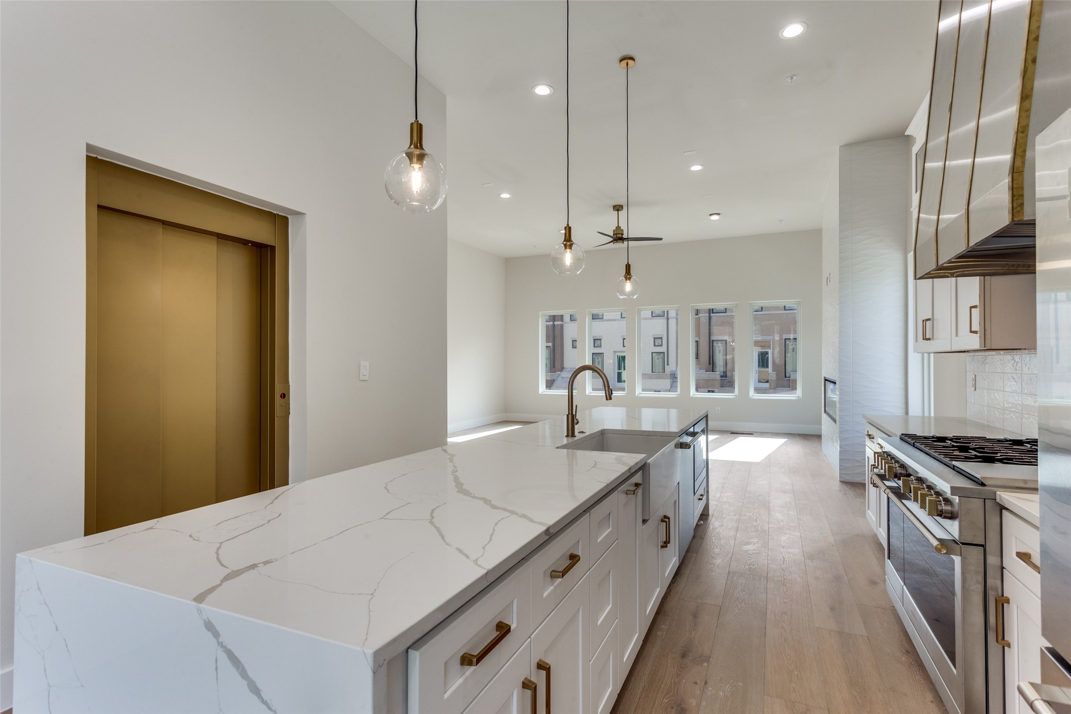 250 E Dallas Road Grapevine TX 76051