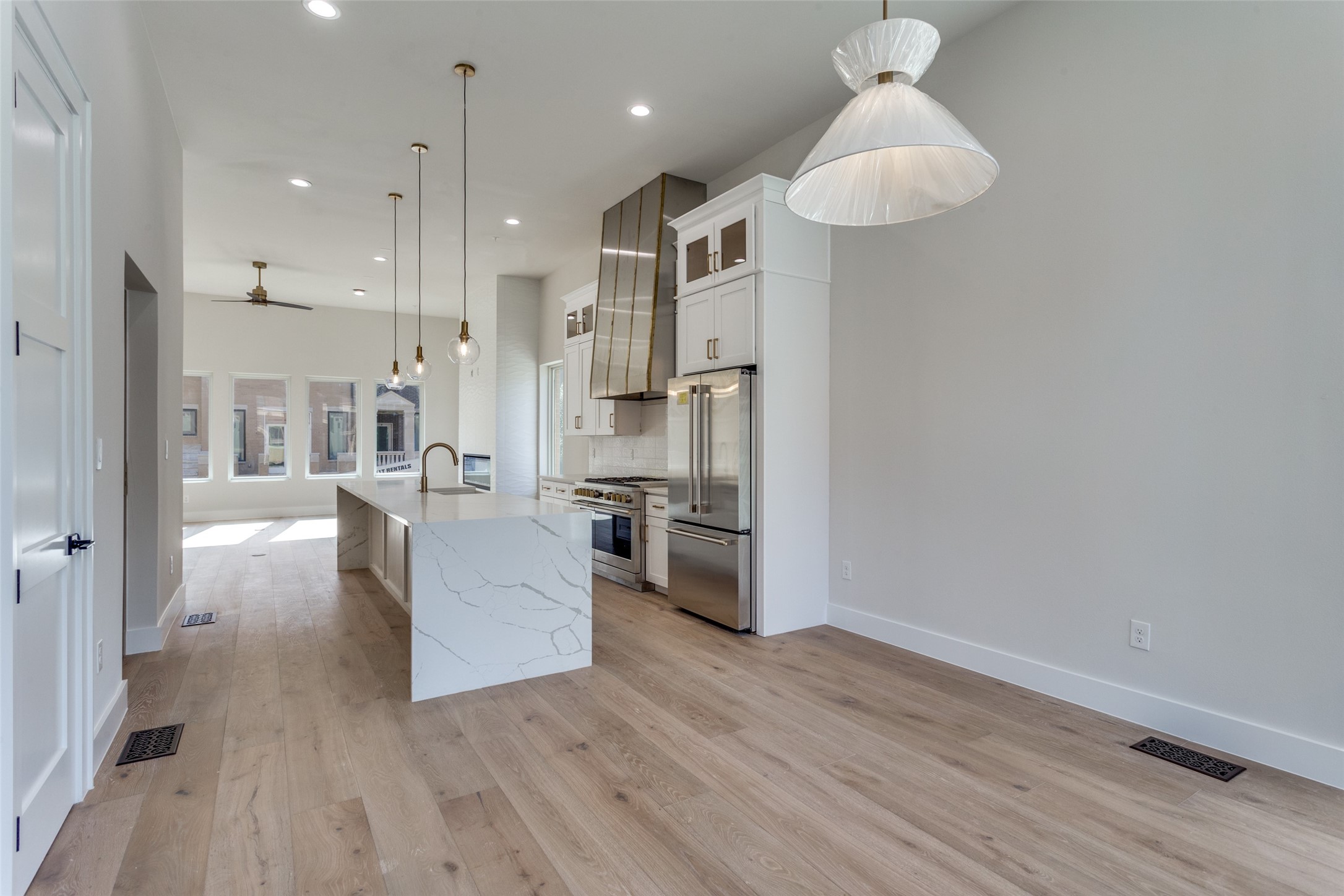 250 E Dallas Road Grapevine TX 76051