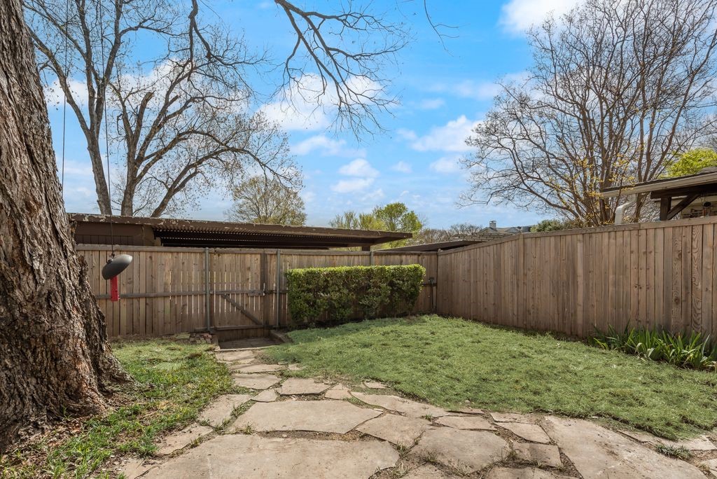 4816 Redwood Drive Garland TX 75043