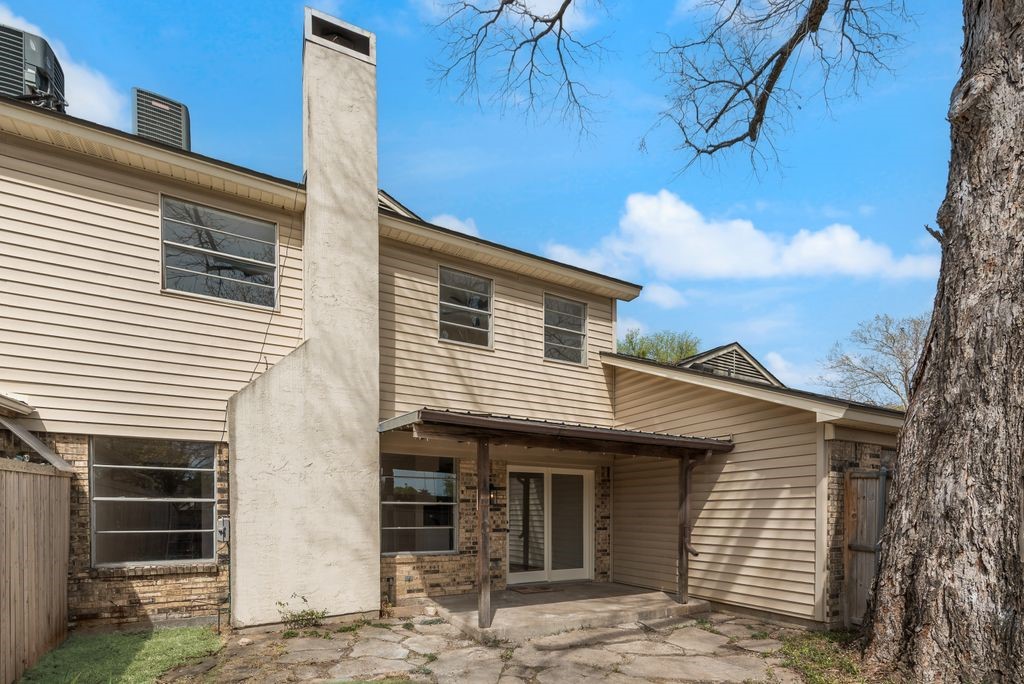 4816 Redwood Drive Garland TX 75043