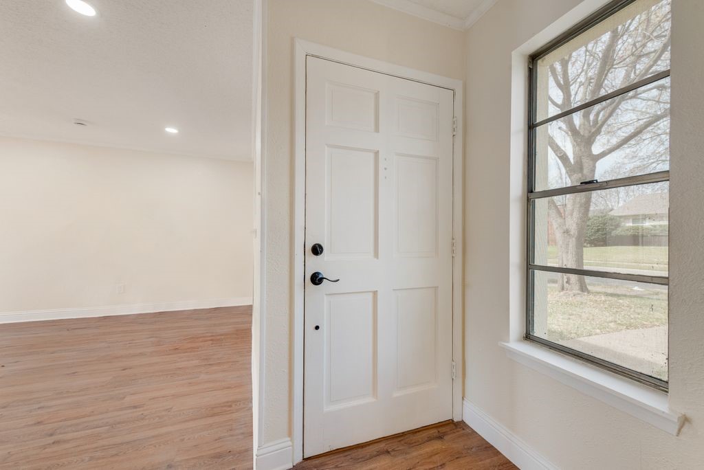 4816 Redwood Drive Garland TX 75043