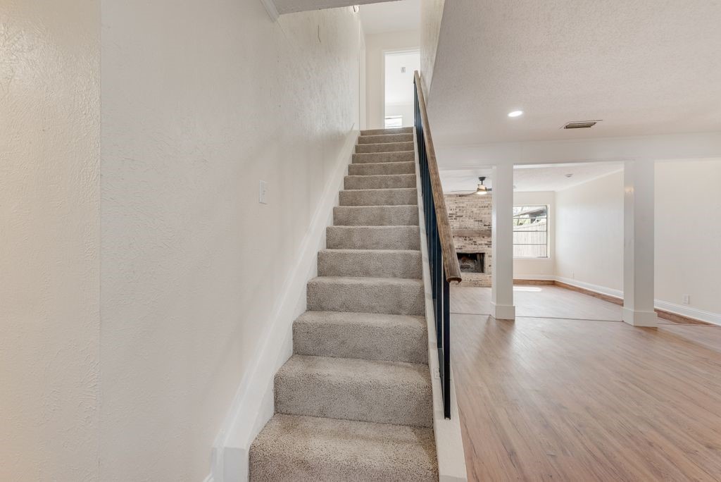 4816 Redwood Drive Garland TX 75043