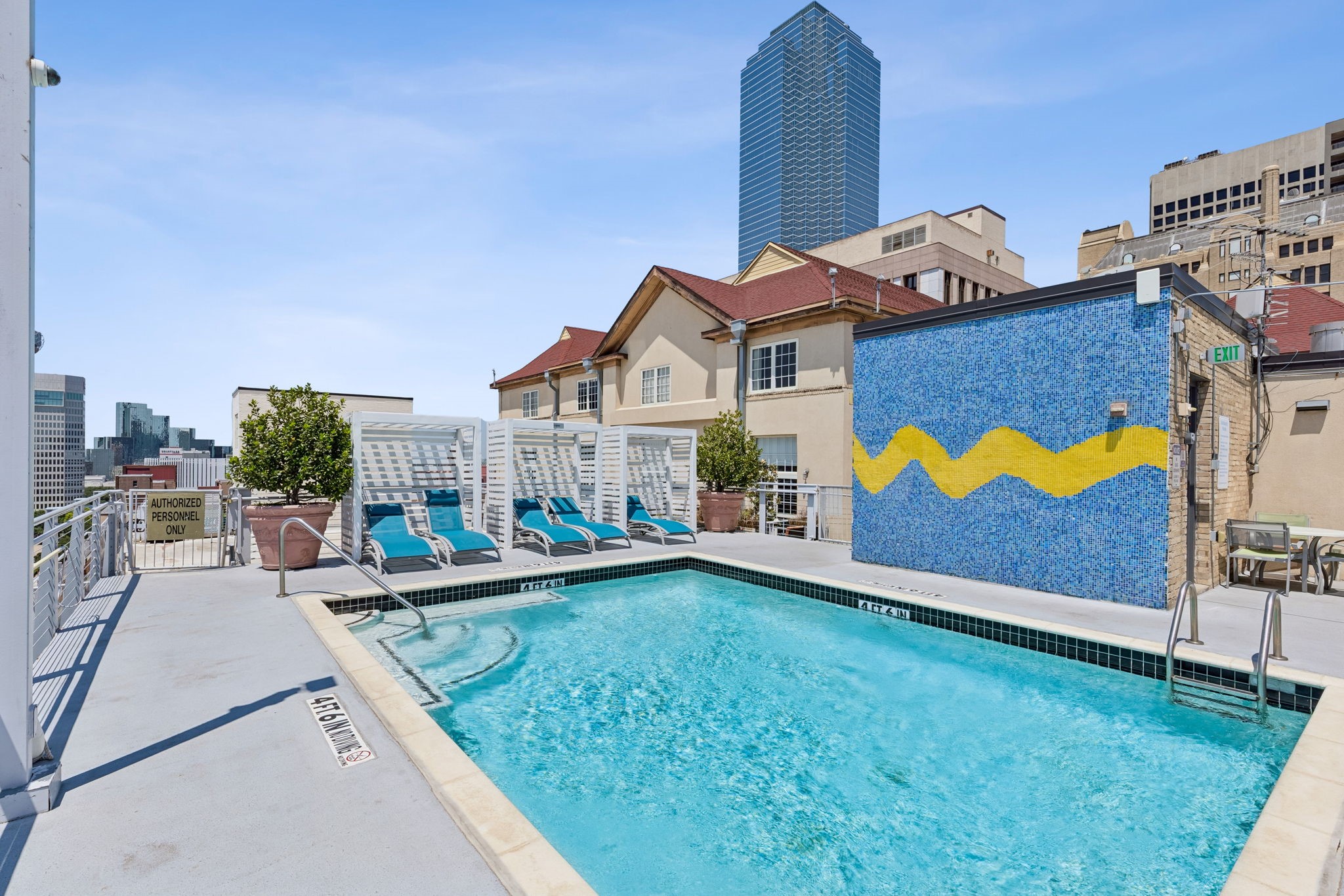1122 Jackson Street Dallas TX 75202