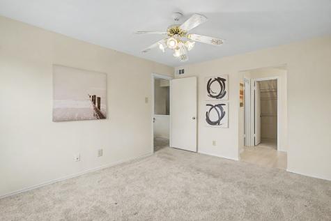831 Creekside Drive Lewisville TX 75067