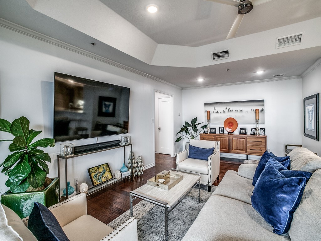 5909 Luther Lane Dallas TX 75225